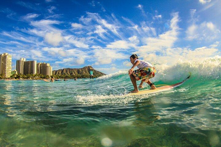 Surflessen op Waikiki Beach