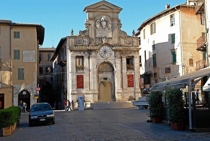 Visite privée à pied de Spoleto avec Guide officiel