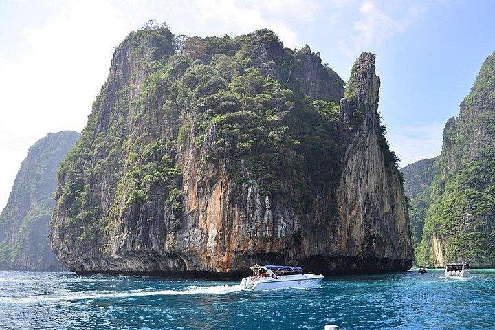 プーケット発シースター アンダマンによるピピ島とカイ島のプレミアム サービス旅行