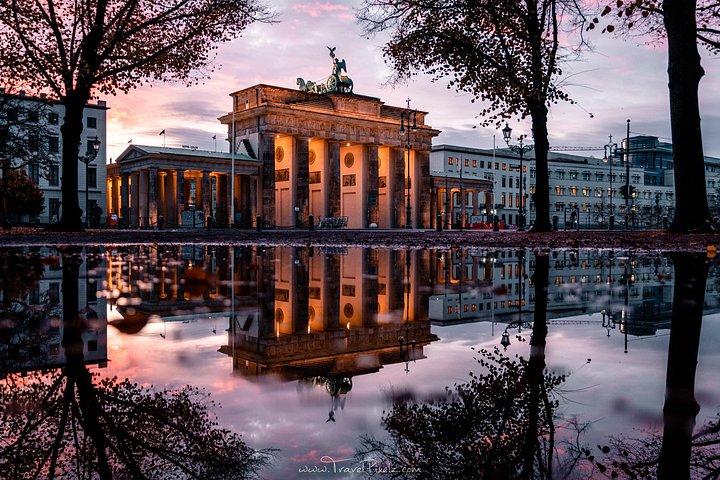 BERLIN PHOTO TOUR with a professional Photographer from Berlin