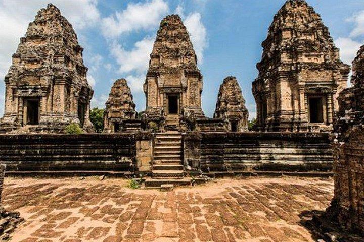 バンテアイスレイとシェムリアップ発ビッグツアー少人数グループ