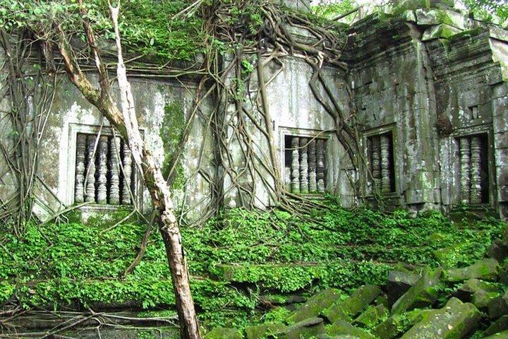 Beng Melea & Koh Ker Temples Small-Group Tour