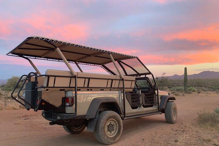 Excursión en jeep por el desierto de Sonora al atardecer
