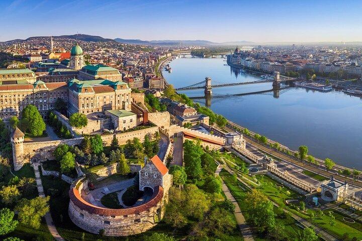 Viaje privado de día completo de Viena a Budapest
