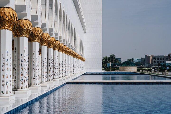 Visite culturelle guidée semi-privée d'Abou Dhabi avec déjeuner