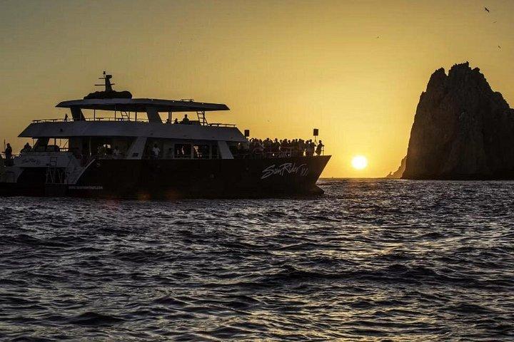 Crociera con cena al tramonto a Los Cabos