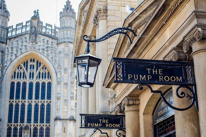 ロンドン発ストーンヘンジ&バース日帰り旅行