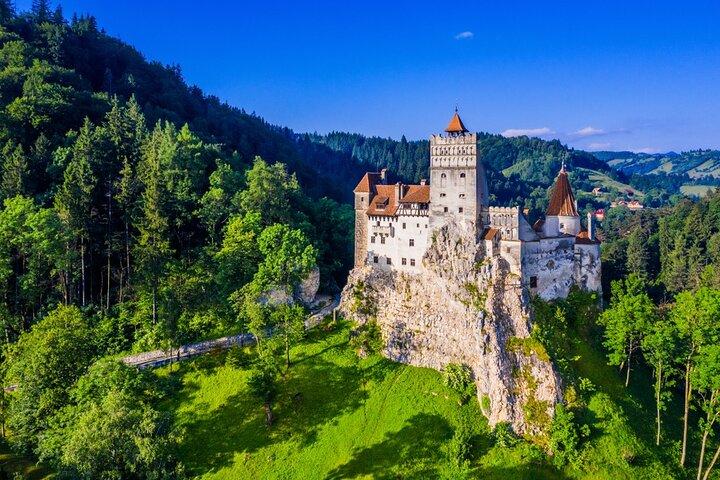 Hike&City PrivateTour - Castelo de Drácula e aldeia montanhosa Pestera de Brasov