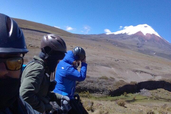 Private Cotopaxi Volcano & Birdwatching Full-Day Tour