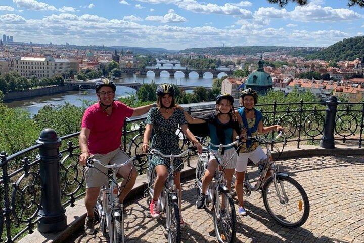 Visite en vélo électrique tout compris de Prague