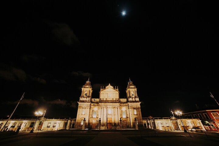 Tour Leyendas de la Ciudad de Guatemala + Cervezas Artesanales en Cervecería El Cadejo