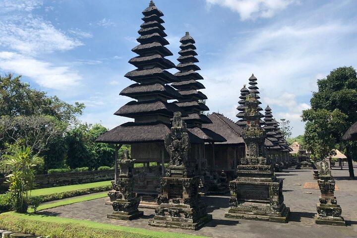 バリ島インスタツアー;ハンダラ門、タマンアユン、ウルンダヌ寺院