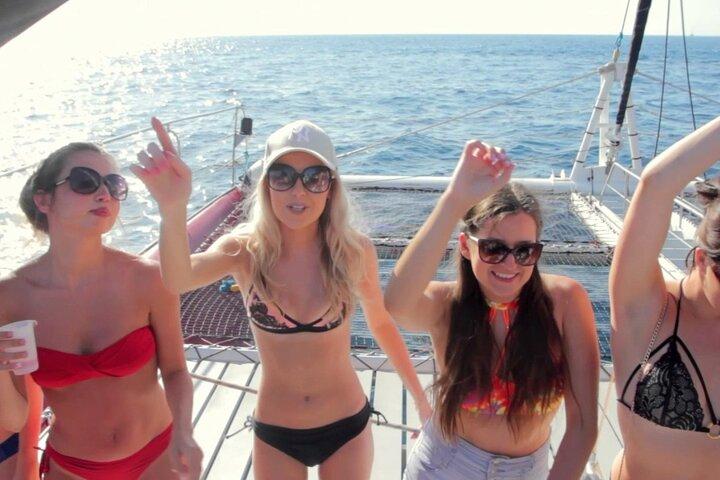 Utopia Boat Party et Utopia Pool Party. Billet 2 jours.