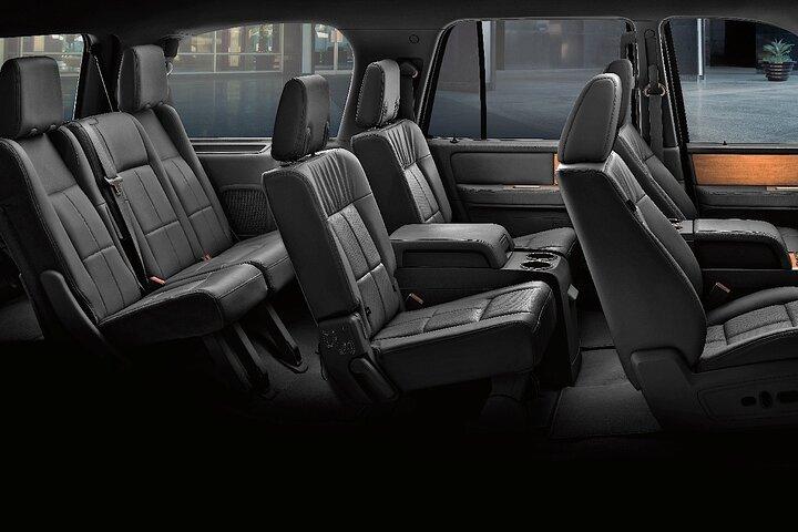 Private Arrival Transfer: Buffalo Niagara International Airport to Niagara Falls, New York
