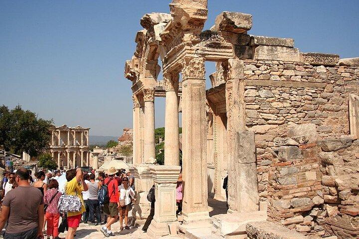 "Ephesus Ultimate: Tour de grupo pequeno de dia inteiro (máximo de 10 a 12 pessoas)"
