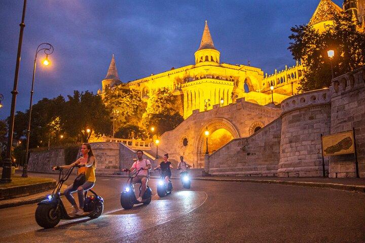 Location E-Scooter Facile et Pratique pour Visiter Budapest