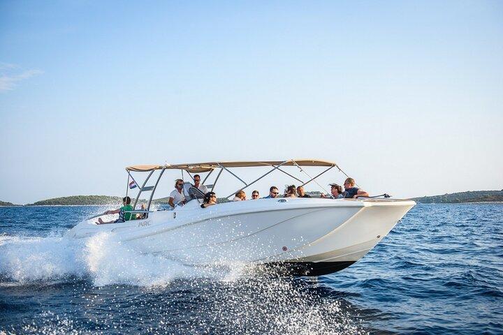 Private Bootstour mit individueller Reiseroute ab Split oder Trogir