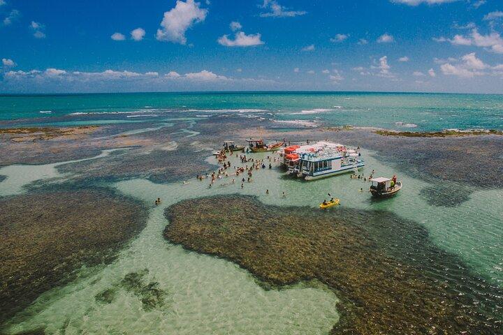 Excursion en catamaran aux piscines naturelles de Seixas