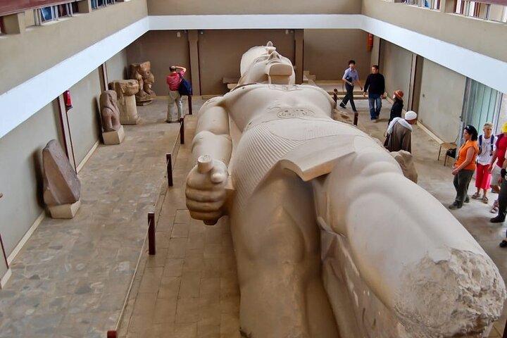 Excursion privée d'une journée aux pyramides de Gizeh, Memphis et Saqqarah
