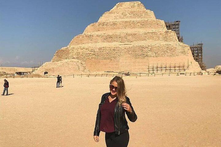 Excursão privada às pirâmides, Sakkara e Dahshur saindo do Cairo