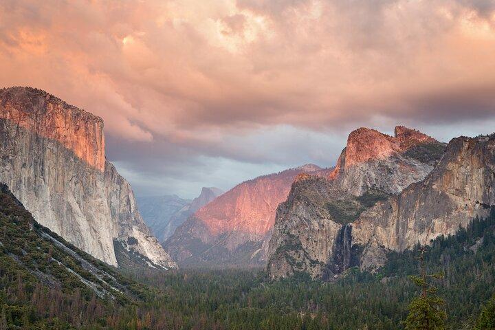 Explore a trilha panorâmica de Yosemite: tour de áudio autoguiado