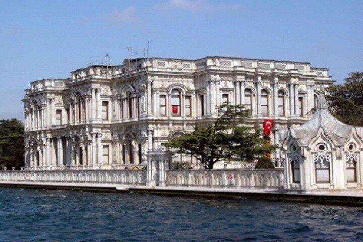 ISTANBUL SPICE BAZAAR & BOSPHORUS TOUR (Half Day Morning)
