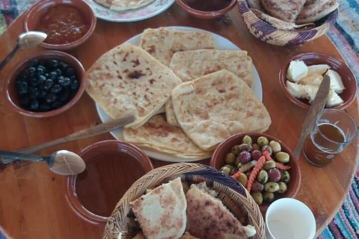 Atlas Mountains Guided Tour with lunch from Marrakech