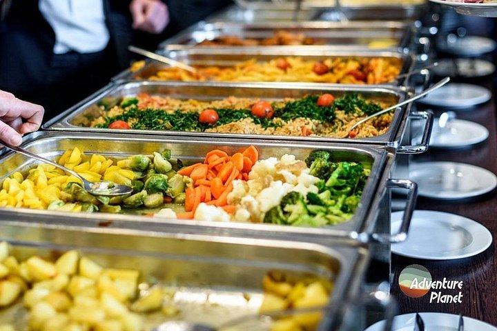 Dubai Desert Safari Experience with Live BBQ Buffet Dinner