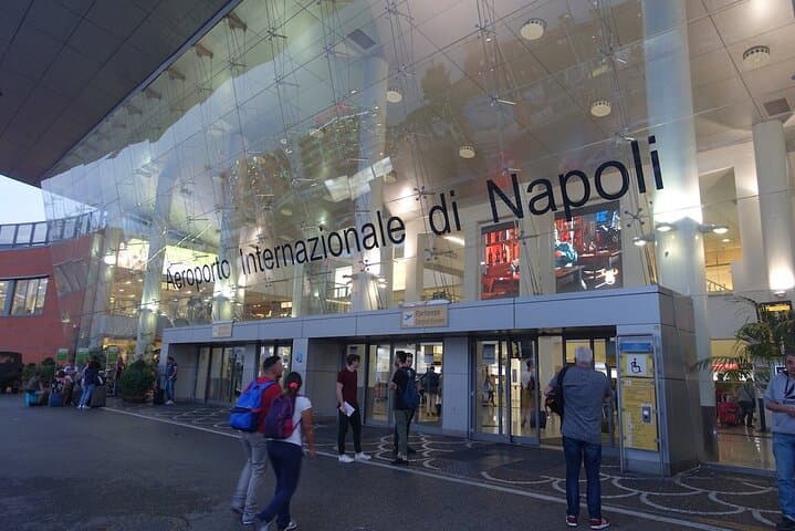 Private Transfer Naples Airport (NAP) /Train Station to Sorrento
