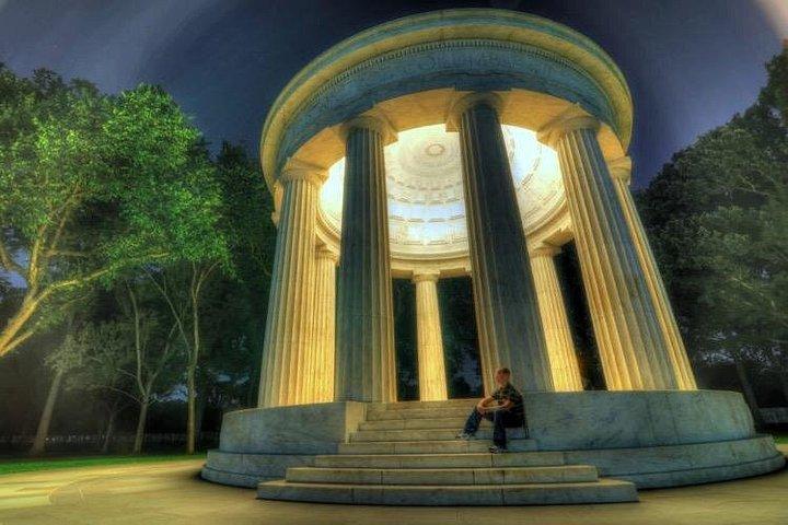 ワシントンD.C.ナイトツアー-午後7時30分開始
