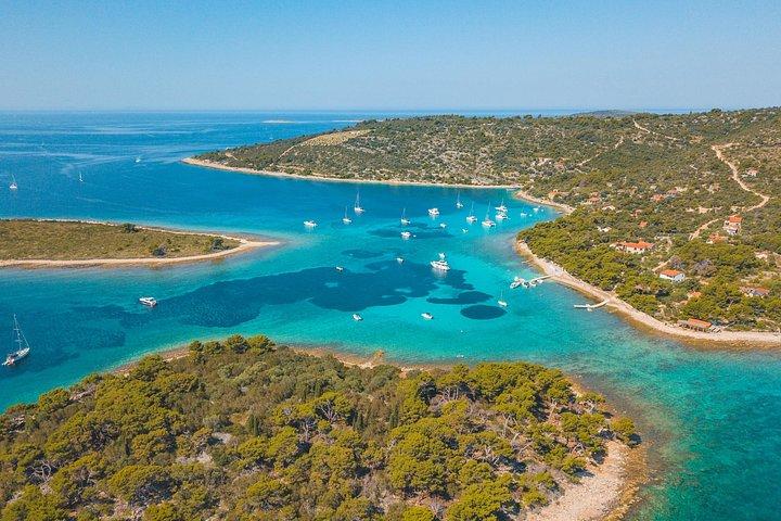 Island hopping (6 Islands) private tour from Trogir or Split