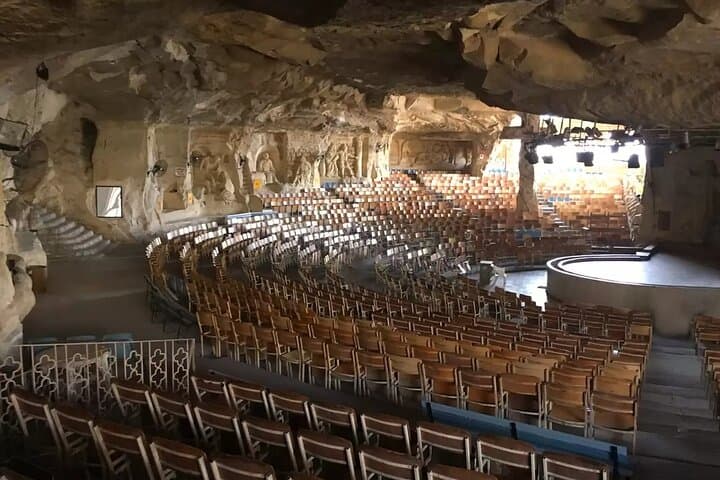 Private Day Tour of Cairo's City of the Dead and Cave Church