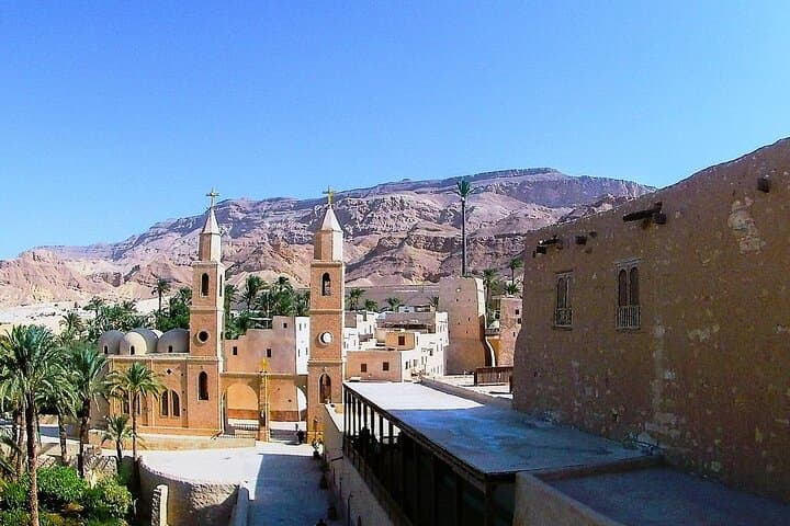 Private Full-Day Red Sea Monasteries Tour from Cairo