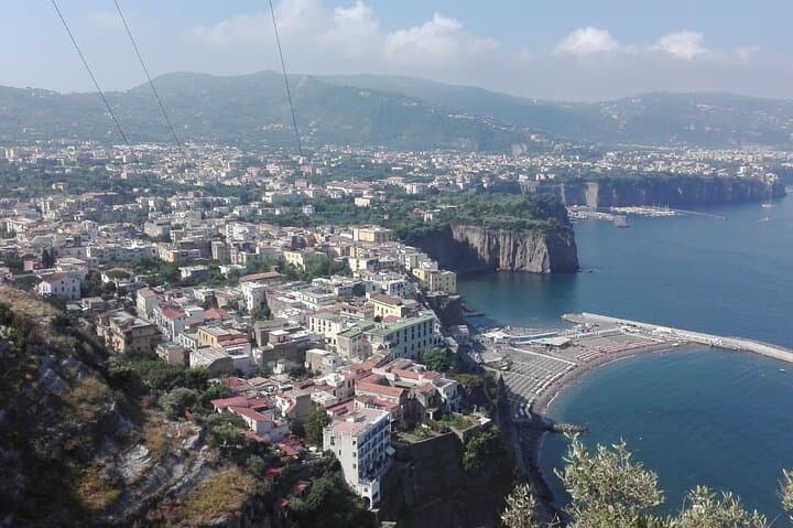 Transfer from Naples to Amalfi with a 2hr stop at Pompeii (1-8 PAX)