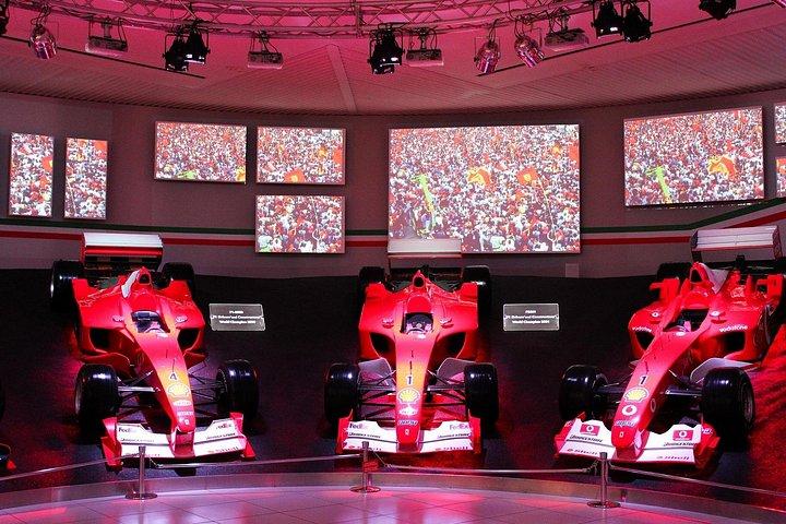 Visite privée à Maranello et Bologne avec entrée au musée Ferrari