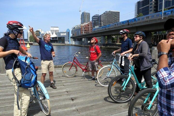 メルボルンの見どころ自転車ツアー