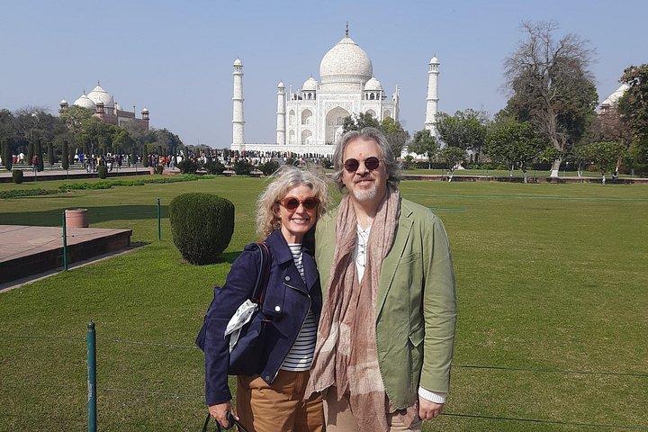 Skip the line Taj Mahal Guided Tour with Multiple Options