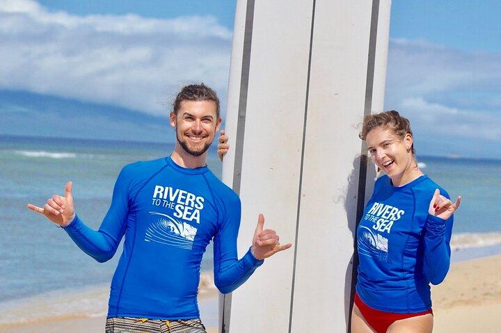Lección privada de surf para dos cerca de Lahaina