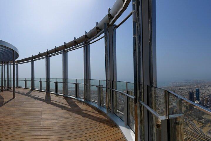 Genießen Sie Burj Khalifa mit einem 3-Gänge-Menü im Burj Club