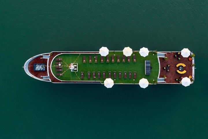 Lan Ha Bay Luxury Cruise 2D / 1N: Kajaksejlads og svømning på de uberørte steder