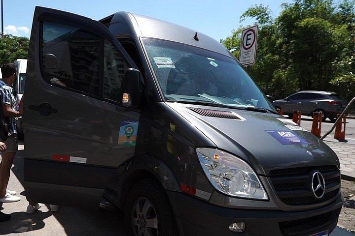 Executive Van - Transfer to Airports | Round Trip