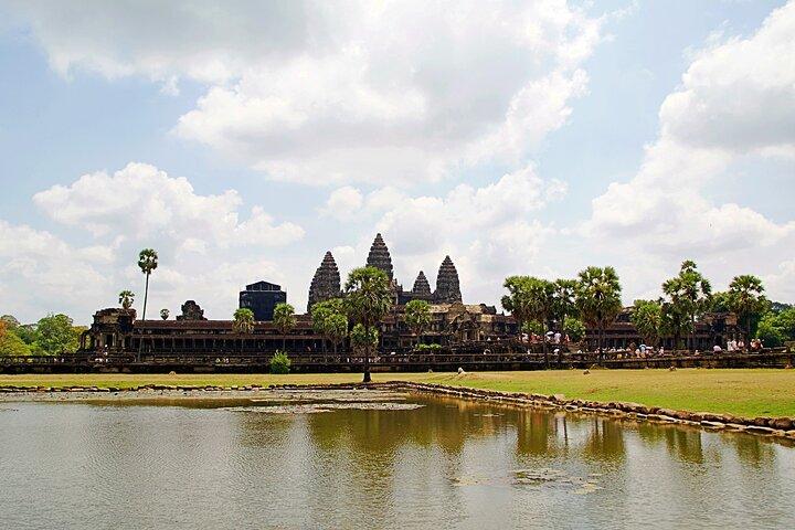 In bicicletta i templi di Angkor