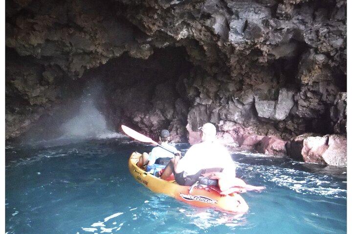Tour di 3,5 ore in kayak e snorkeling sull'oceano di Kailua-Kona