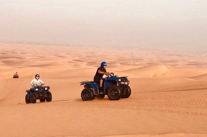 Ochtendwoestijnsafari met quad