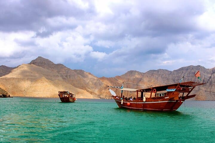 Khasab Dhow Cruise Lunch Day Trip from Dubai