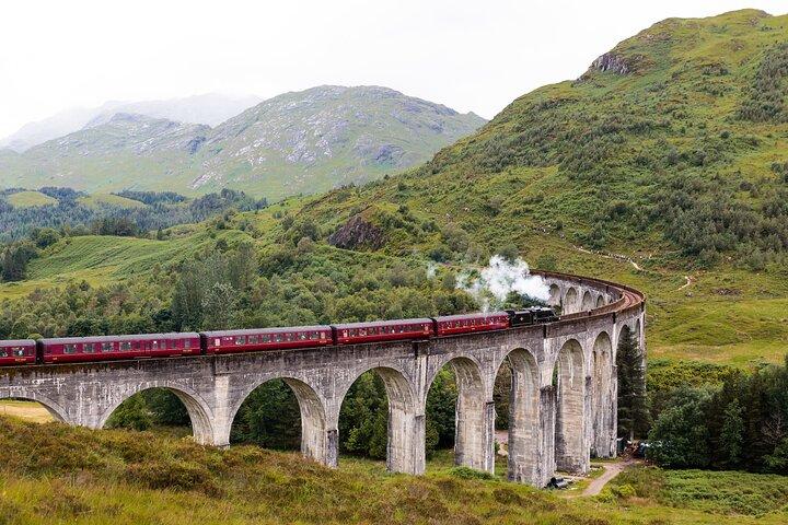 Hogwarts Express e Scottish Highlands Tour saindo de Edimburgo