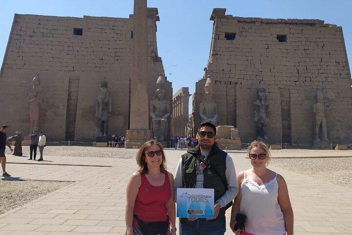 Private Half Day Tour to Visit East Bank Karnak & Luxor temple