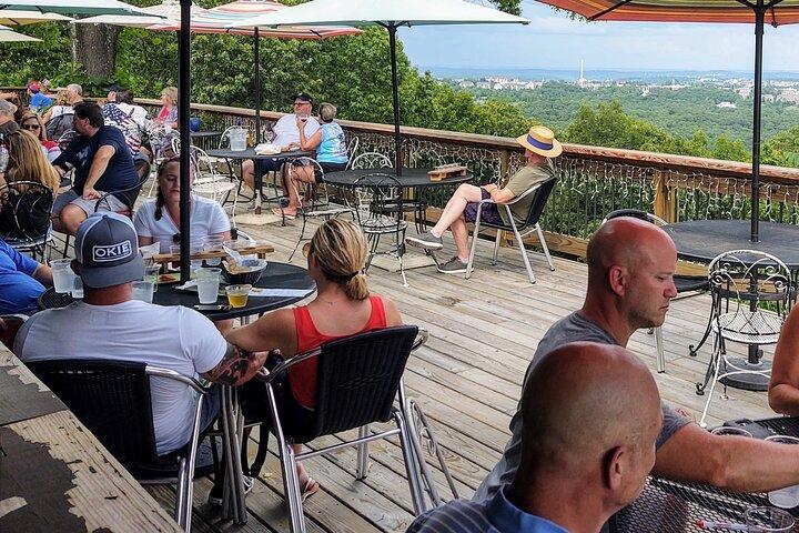 Branson VIP Wine Tasting and Dinner Tour
