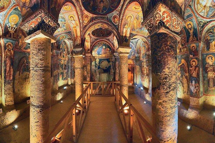 2 Days 1 Night Cappadocia Tour from Istanbul by Plane With Optional Balloon Ride