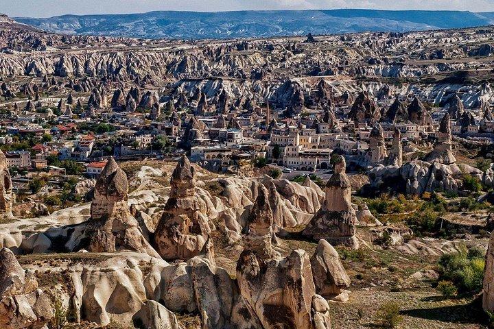2 Days 1 Night Cappadocia Tour from Istanbul by Plane With Optional Balloon Ride